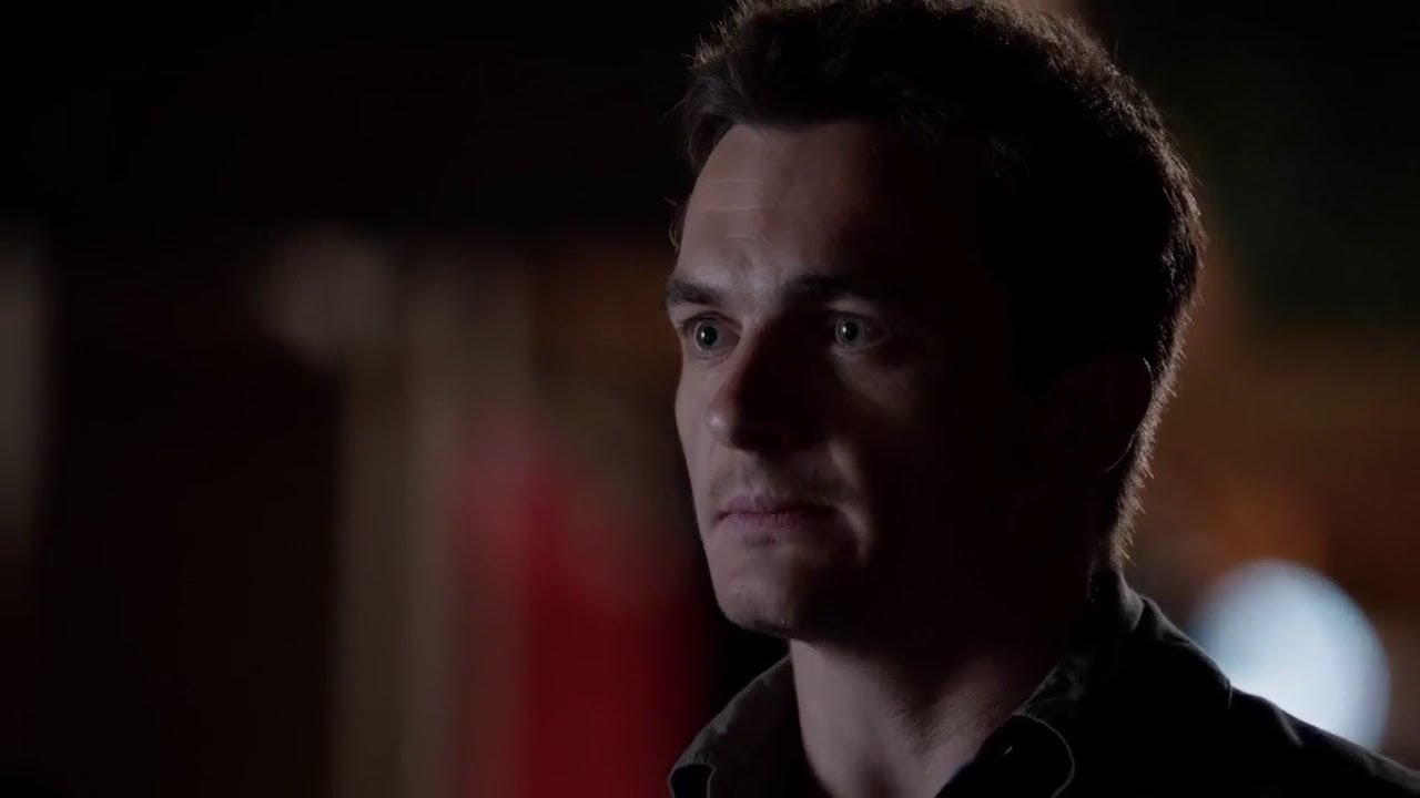 Homeland - Quinn and banker