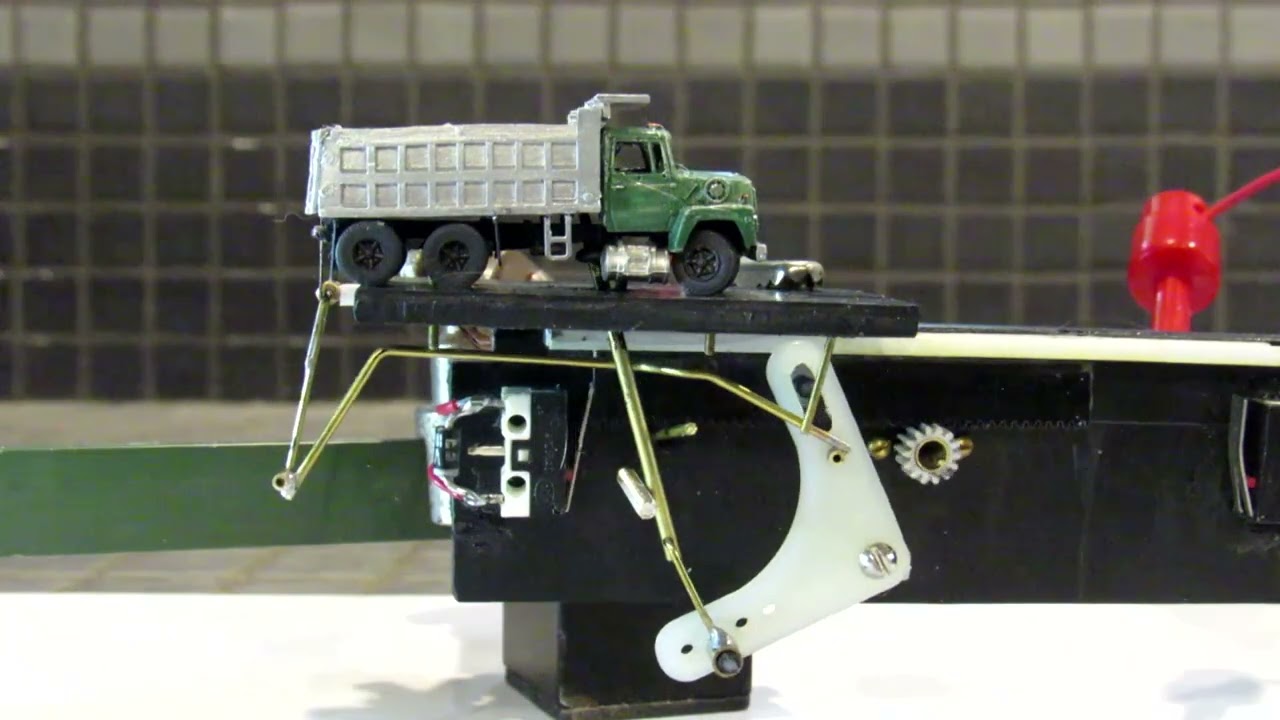 N Scale Animated Dump Truck Revision