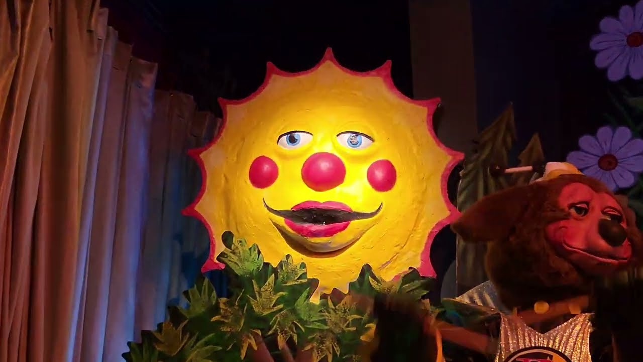 Bohemian Rhapsody - The Rock-afire Explosion at Billy Bob's Wonderland