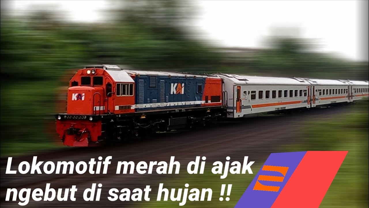 Kereta merah diajak ngebut saat hujan !!