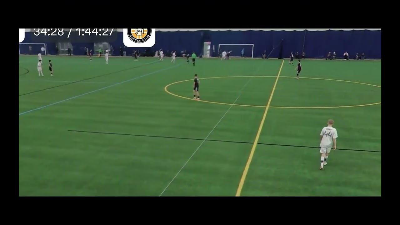Eli de St. Aubin | Midfielder | 2027 | Midwest ECRL Weekend