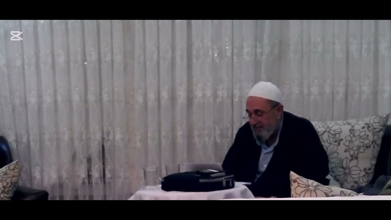 Hacı Ahmed Baran Yüksel (Ks) Halifelerinden Rahmetli Cengiz Baydağ Efendinin 31.12.2015 sohbeti