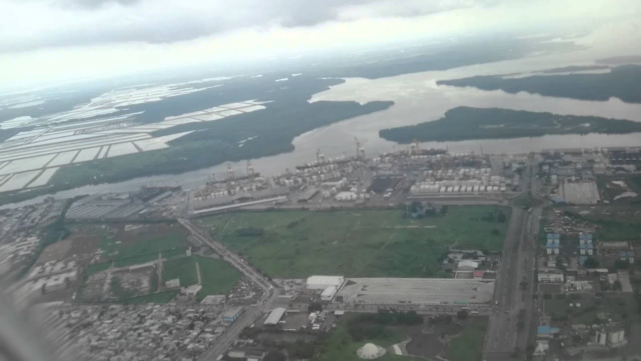 Aterrizando en Guayaquil - Ecuador