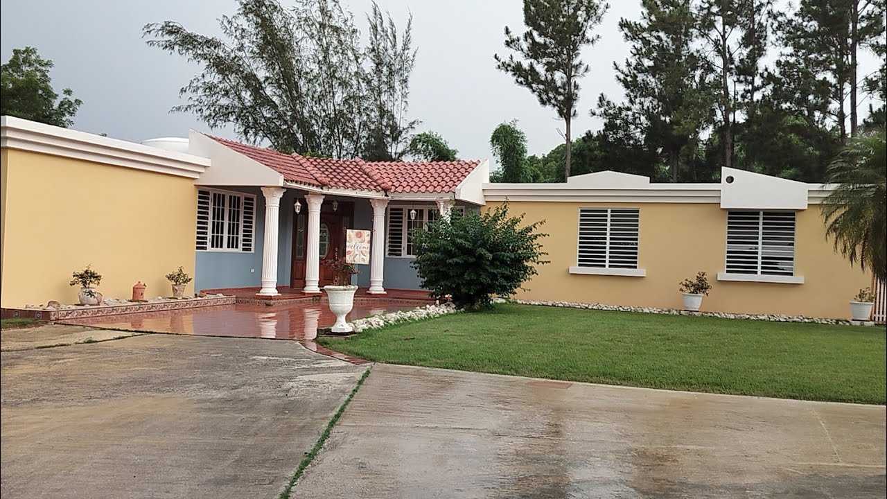 CASA  PARA LA VENTA. BO.NARANJO DE MOCA,PR. TEL 1787 238 7150 MR. RUBÉN PÉREZ