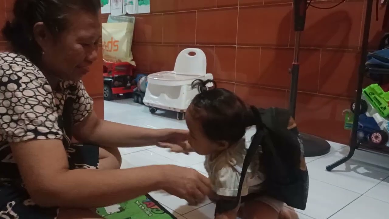 KIYA PAMIT BERANGKAT SEKOLAH KE YANGTI ‼️😘