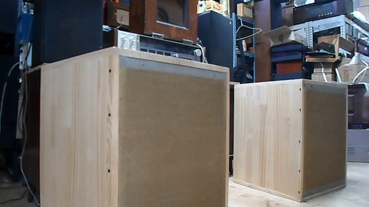 Hand made cabinet for Isophon 3037
