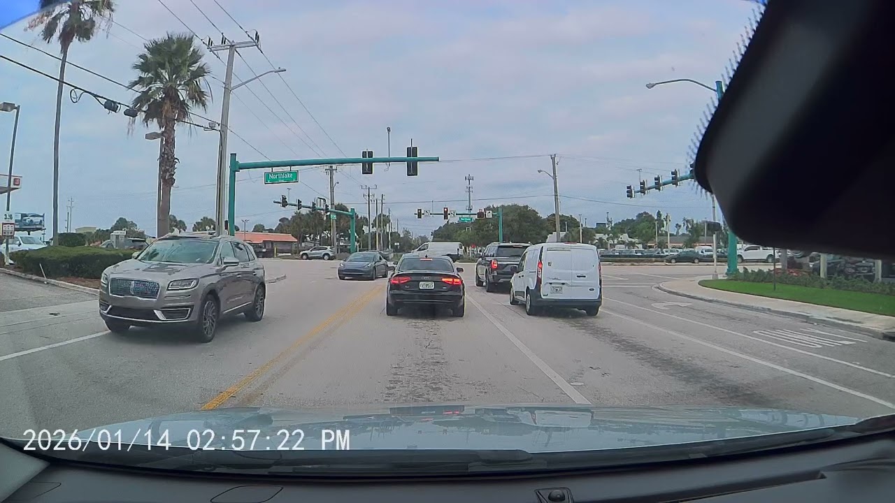 Only in Florida: The Most Unreal Highway Moment Ever Recorded January 20, 2026(5)