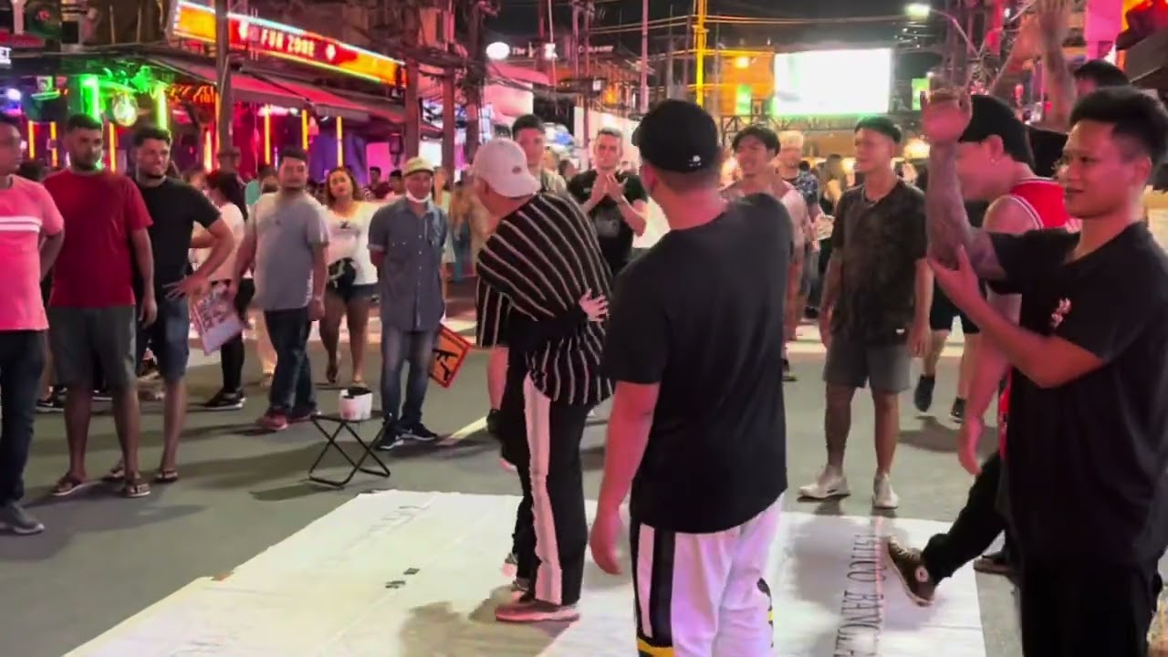 Street show.  Patong Beach. 2022