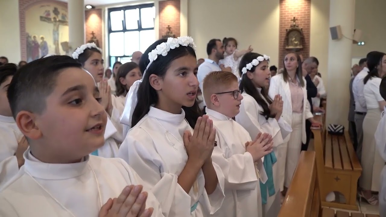 1ères Communions - Paroisse Chaldéenne Saint-Thomas-Apôtre - 17 juin 2023 (1er groupe)