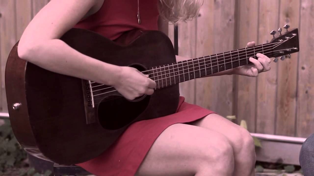 Aoife O'Donovan & Noam Pikelny - Don't That Road Look Rough and Rocky