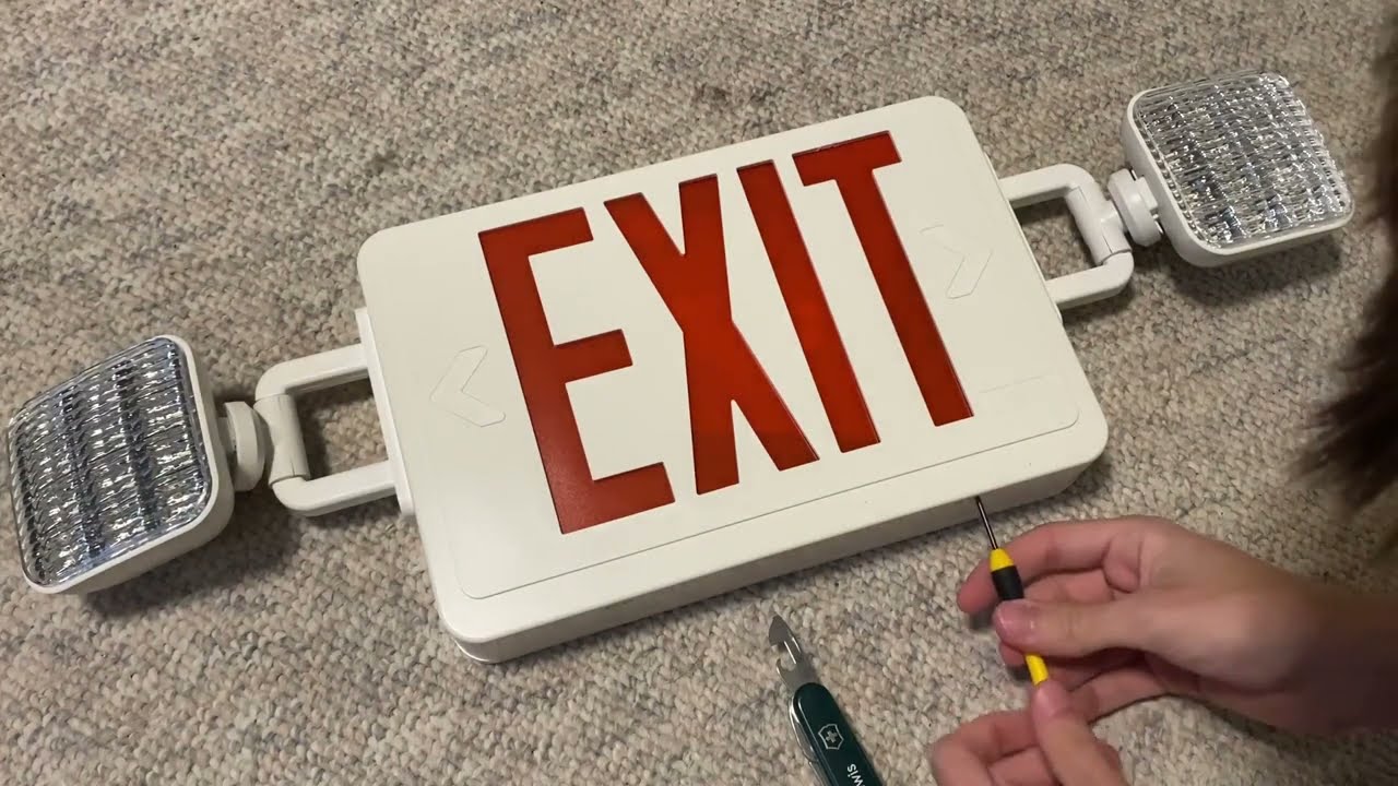 Lithonia Lighting ECRG SQ M6 Unboxing & Installation + REAL POWER OUTAGE
