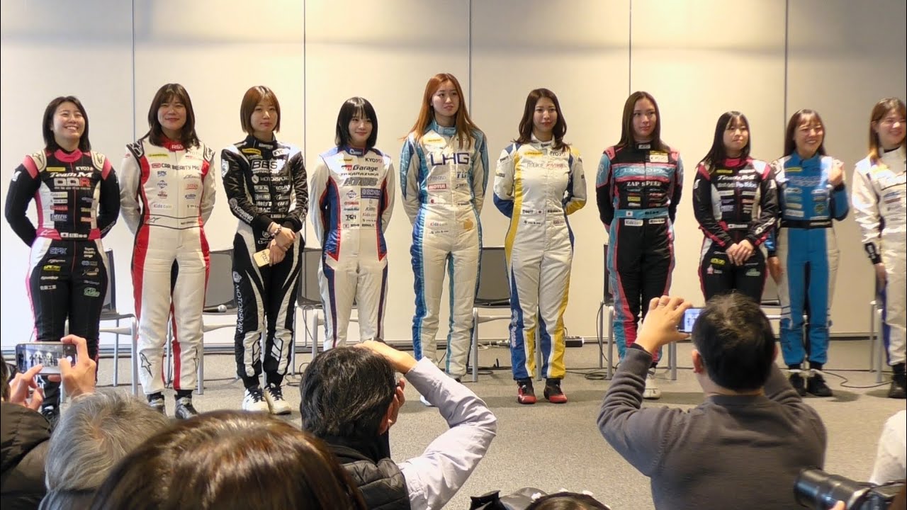【KYOJO CUP最終戦 トークショー 予選トップ10  齋藤愛未/翁長実希/永井歩夢/富下李央菜/佐々木藍咲/平川真子/下野璃央/白石いつも/岩岡万梨恵/金本きれい】204.12.22