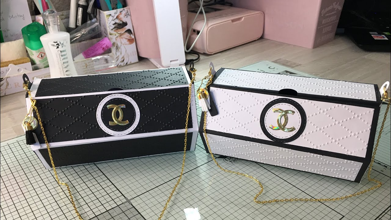 𝔹𝕆𝕀𝕋𝔼 𝕊𝔸ℂ 𝔸 𝕄𝔸𝕀ℕ ℍ𝔸𝕌𝕋𝔼 ℂ𝕆𝕌𝕋𝕌ℝ𝔼 PAPIER ACTION#sacàmains#scrapbooking#