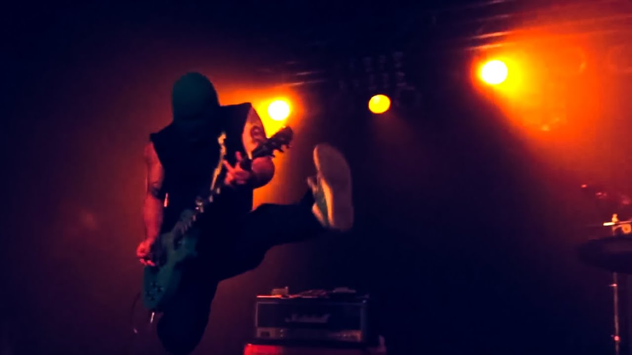 Masked Intruder (HD 1080p) - 25 to Life