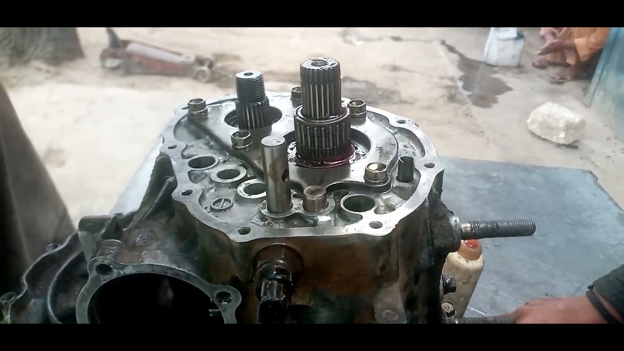 #suzuki #liana #gearbox #broken #repairing #in urdu hindi