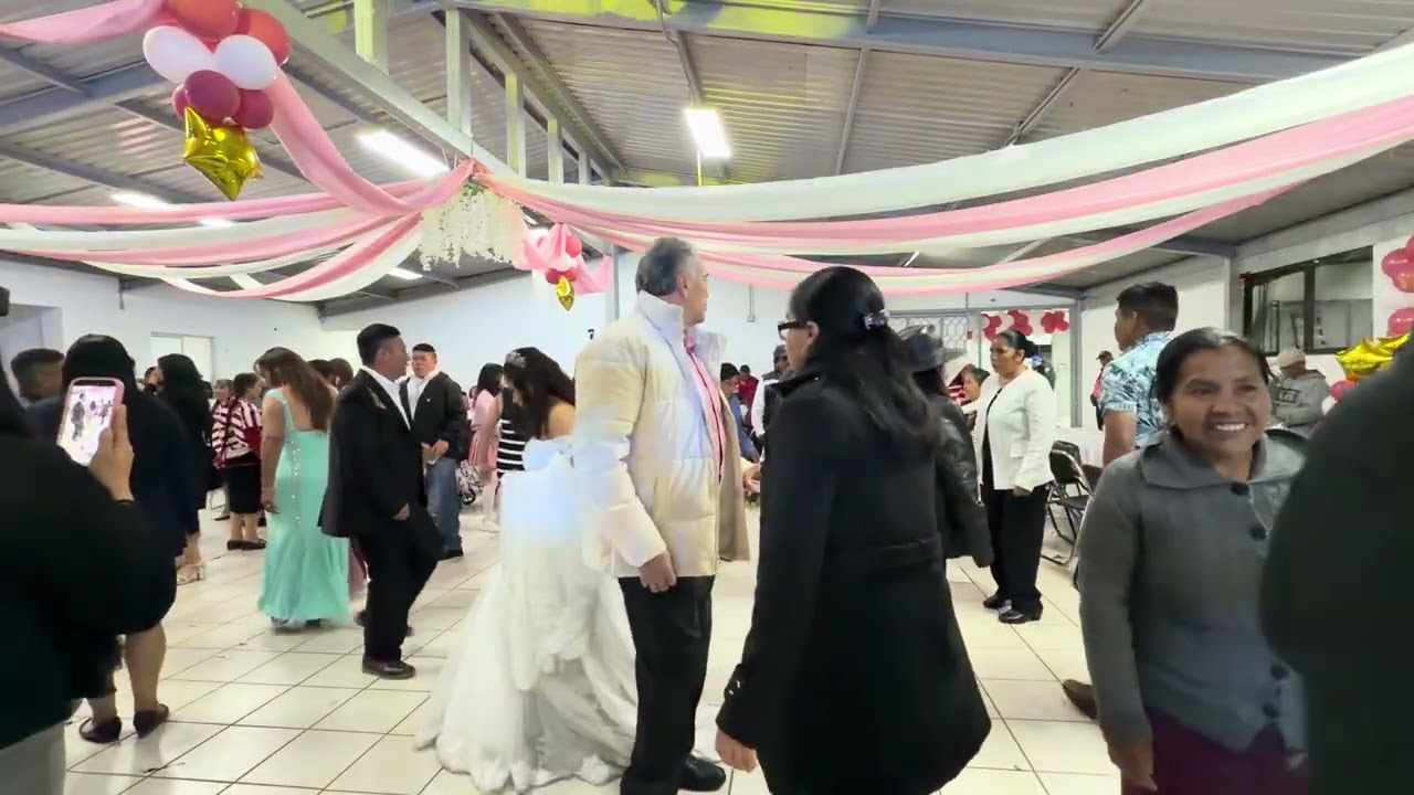 Así bailan este saborsito 