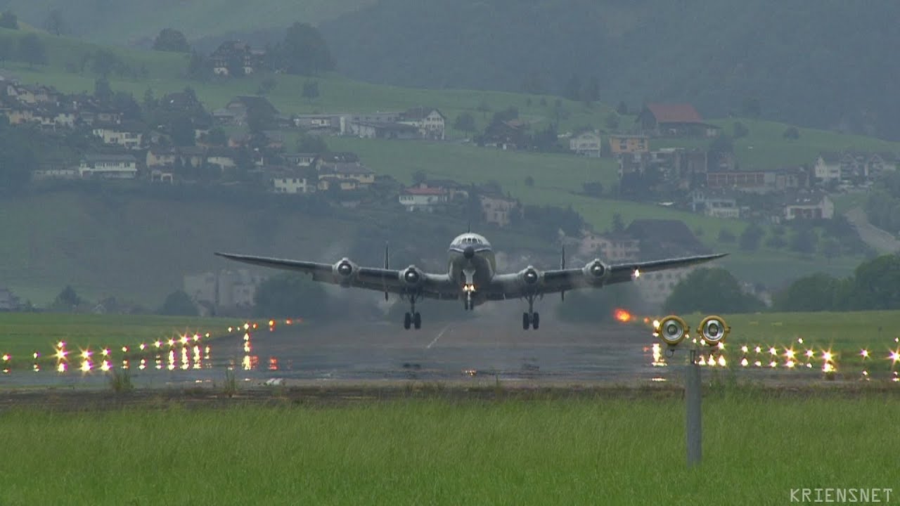 Super Constellation / Breitling Jet Team / Breitling Event, Visitors, Pilatus  - Airport Buochs 2012