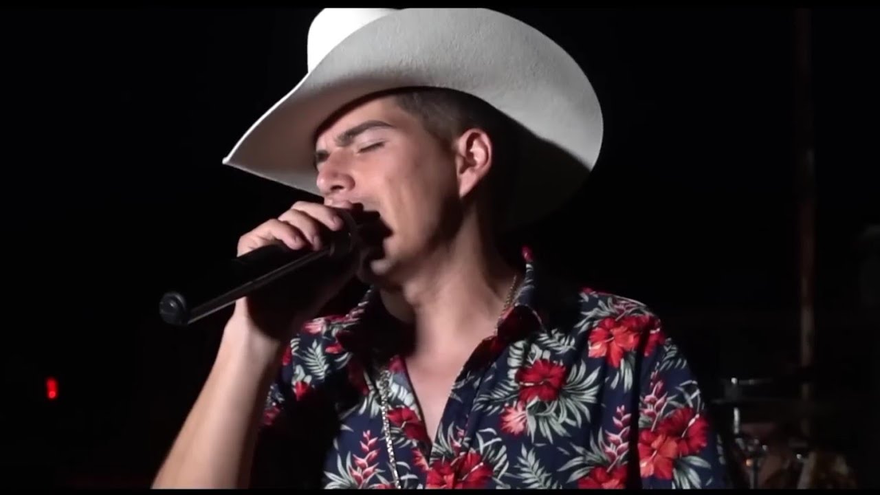 El Angel Del Corrido y Sus a Plebes (cover)