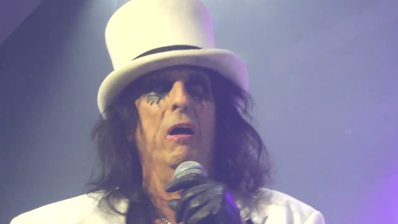 Alice Cooper -Schools out. Monsters of Rock Cruise 11. 2-13-2022