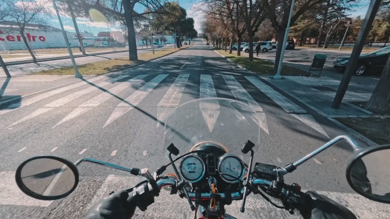 Paseo y comentarios sobre la Yamaha SR 250 Special, 08-12-25.