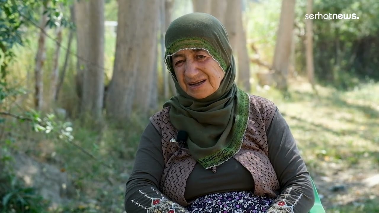Edremit’te keçilerle bağ kuran çift: Her sabah keçilerimizi yıkıyoruz