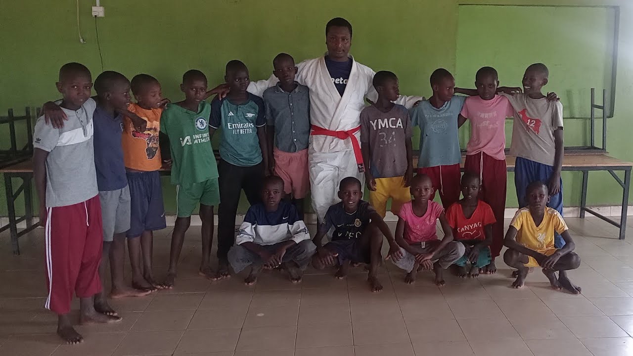 Dmgmauta Tv is Li ve- Teakwondo session
