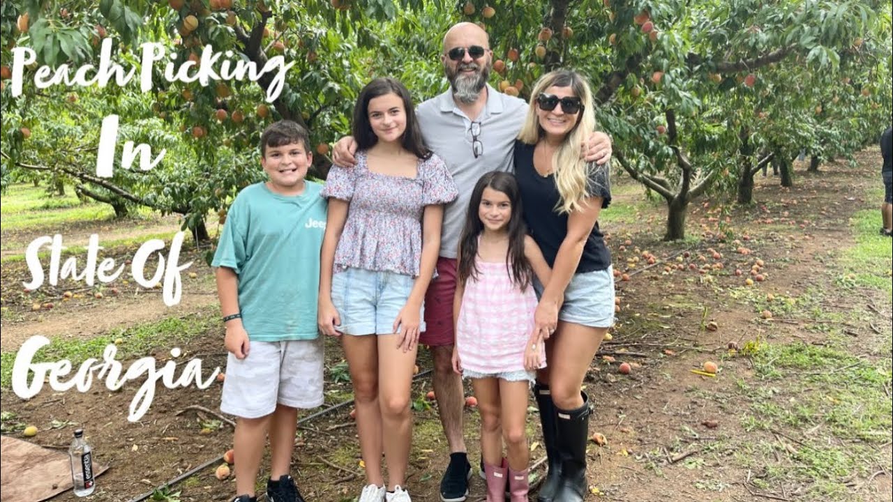My Experience At Peach Picking In Georgia (First Time) | #Everyday With EmmaVlog*