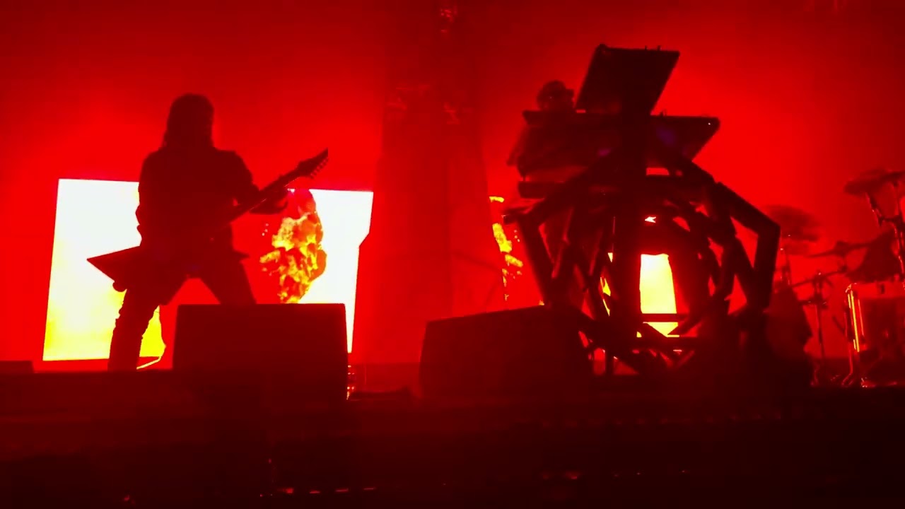 Carpenter Brut - Leather Temple (Lyon, le Transbordeur, 10/03/2026)