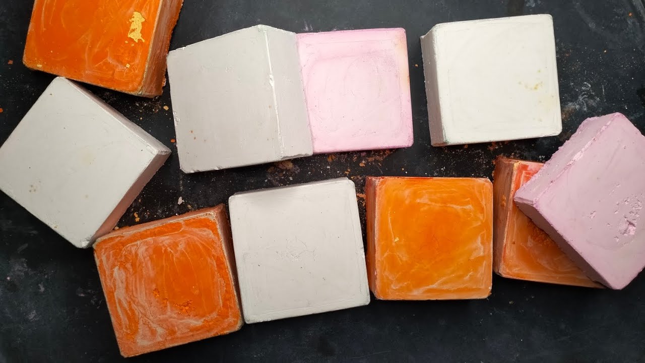 Dyed chalk blocks | gym chalk crumble