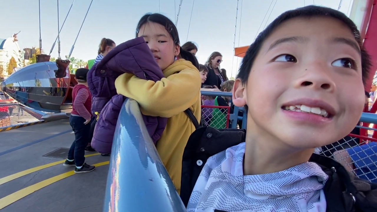 GOLDEN ZEPHYR 姐弟一起飛行｜Disney California Adventure 洛杉磯ep82