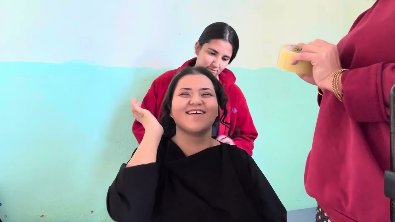 Kardeşlerim beni nişana hazırlıyor - çocukluk arkadaşımın nişanı 🥹❤️