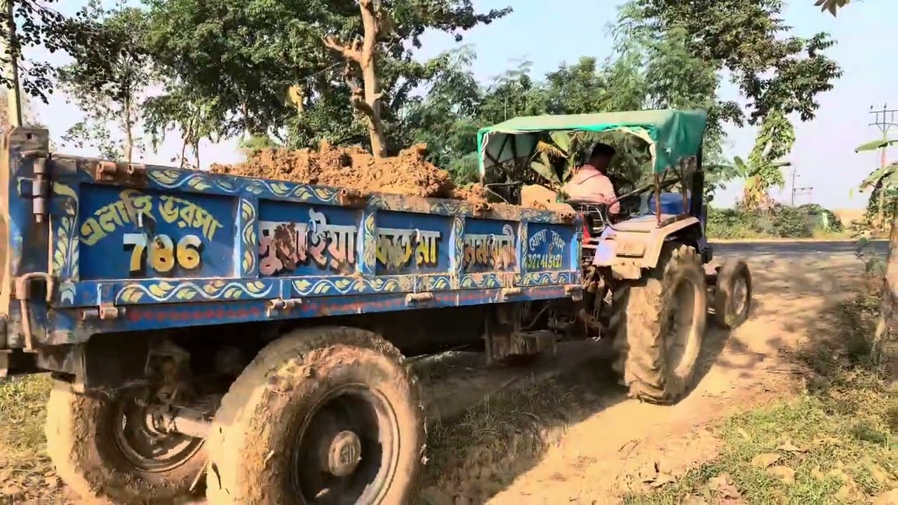 Tracktor Unloading Video #tractorvideo #swaraj744tractor #swaraj855lover 
