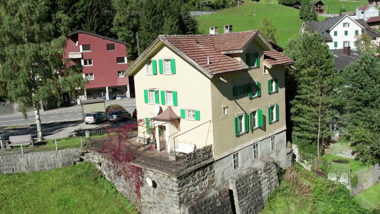 Charmantes 2-Familienhaus mit historischem Charakter, 6484 Wassen UR