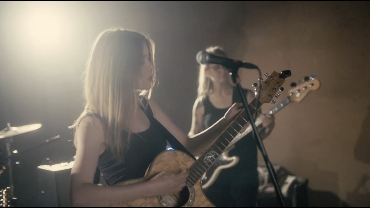 Roots - Rachel Croft (Official Live Video)