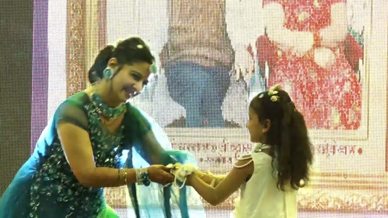 choti si Kishori mere aangna m dole re#dance by Ankita and her daughter ❤️🎉