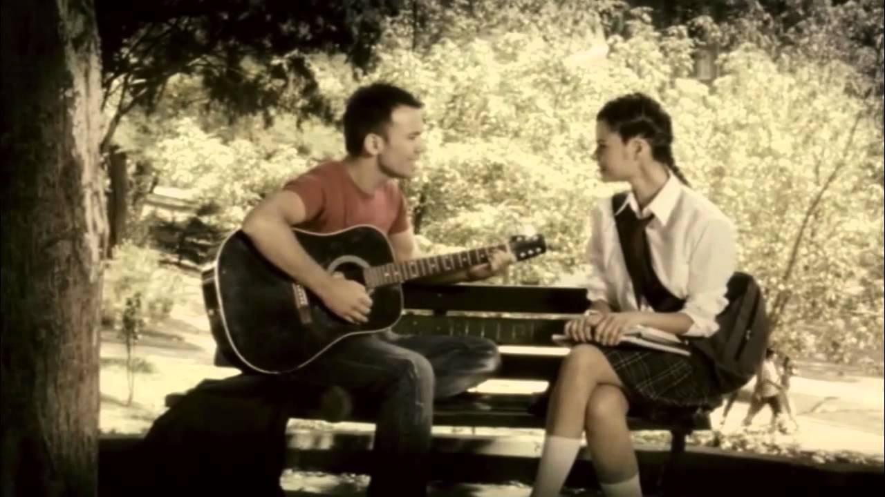 Çılgın Dersane Kampta - Berksan - Gözyaşındayım (Akustik)