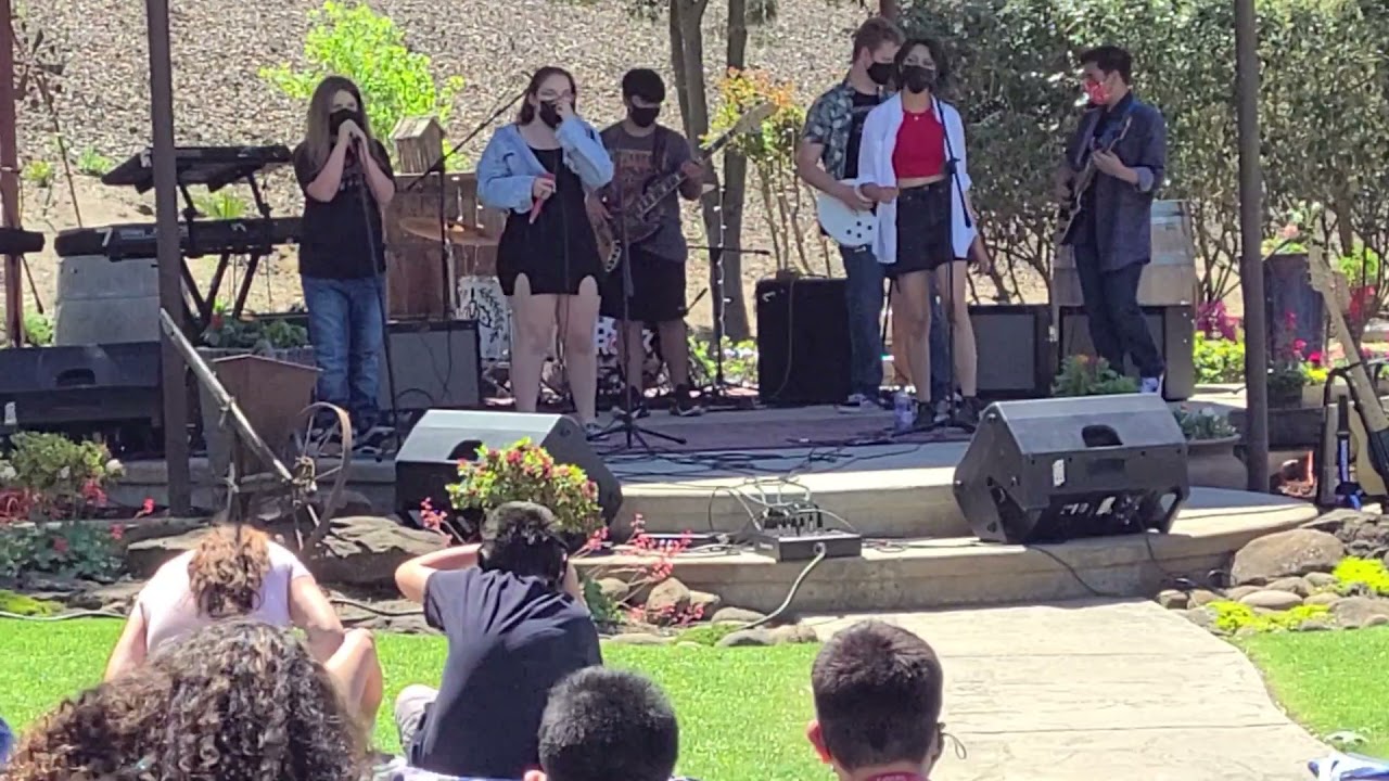 #schoolofrockelkgrove #midseasonshow #vanhalen #jamiescryin