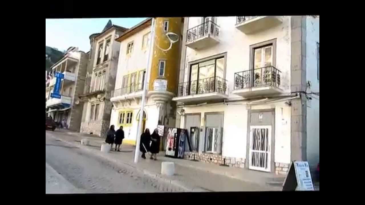 Nazaré - Femmes aux sept jupons