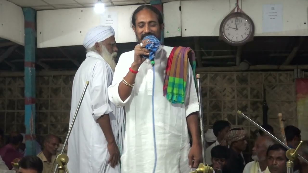 একটি লালন সাঁজির বাণী আমি বসে আছি আসার সিন্ধু লয়ে গো সদাই সুন্দর কি কালাম।