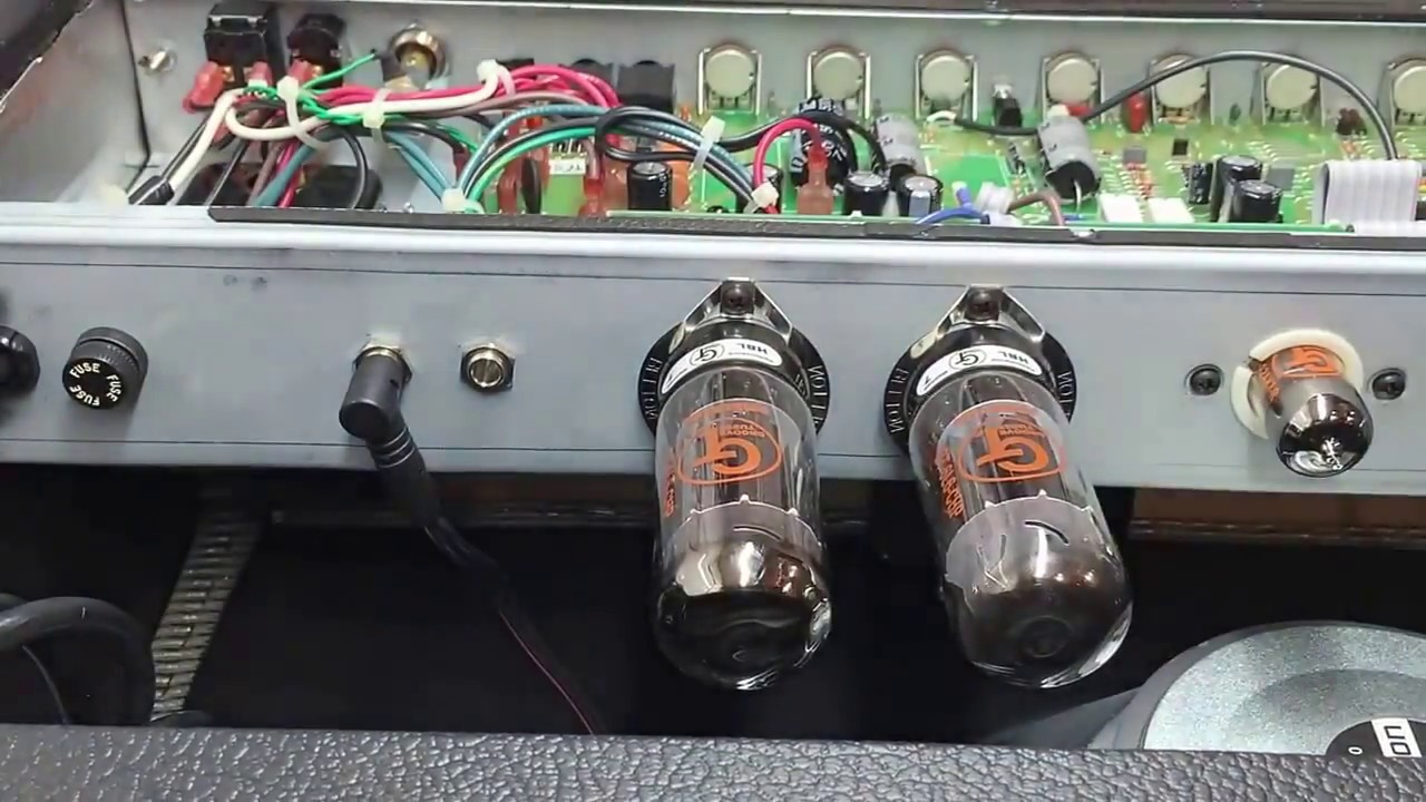 Hot Rod Deluxe III - Tube Install, Test and Play