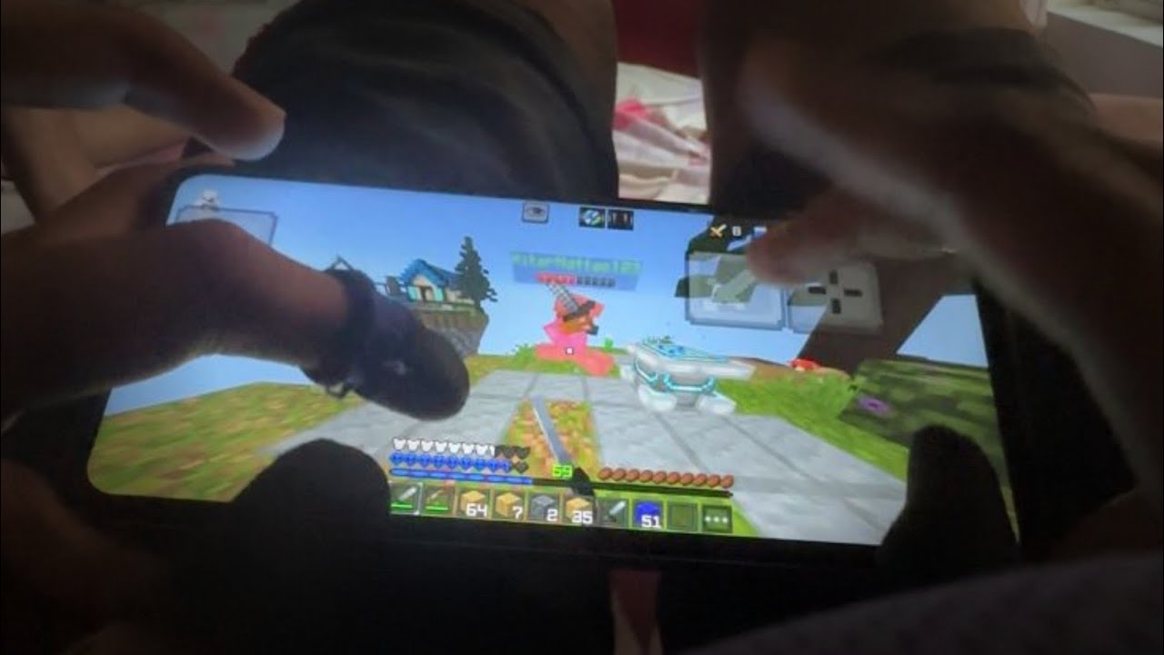 Hive bedwars with Pro mobile player 🔥
