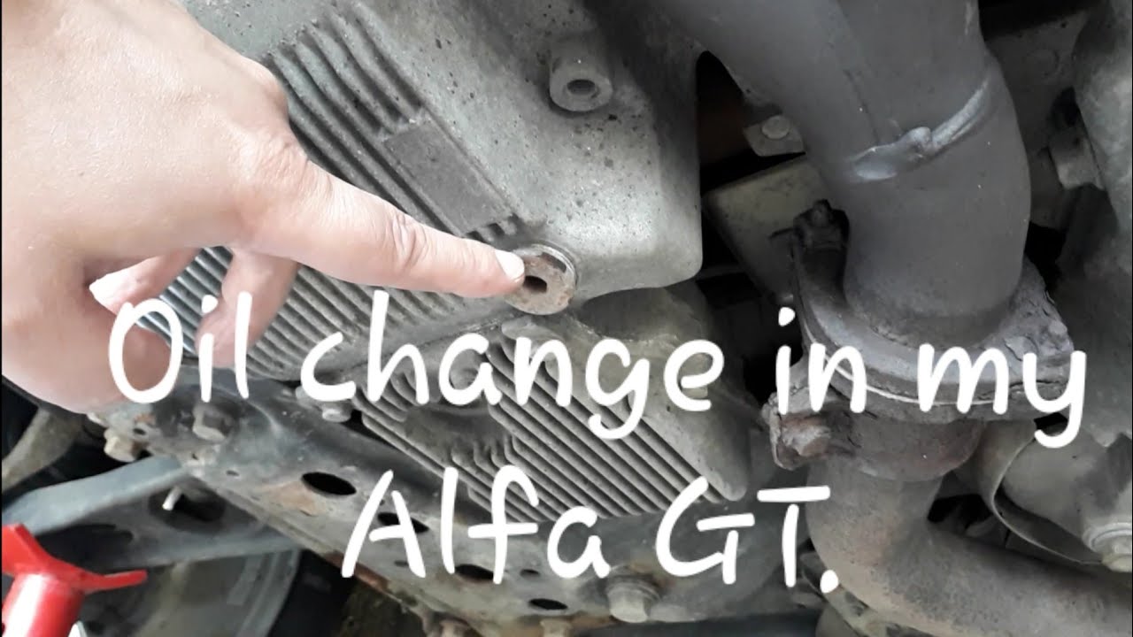 Alfa Romeo GT 2.0 JTS, how to change oil and oil filter.