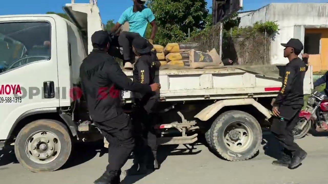 Migración realiza operativo en todo el municipio de San Francisco de Macorís 