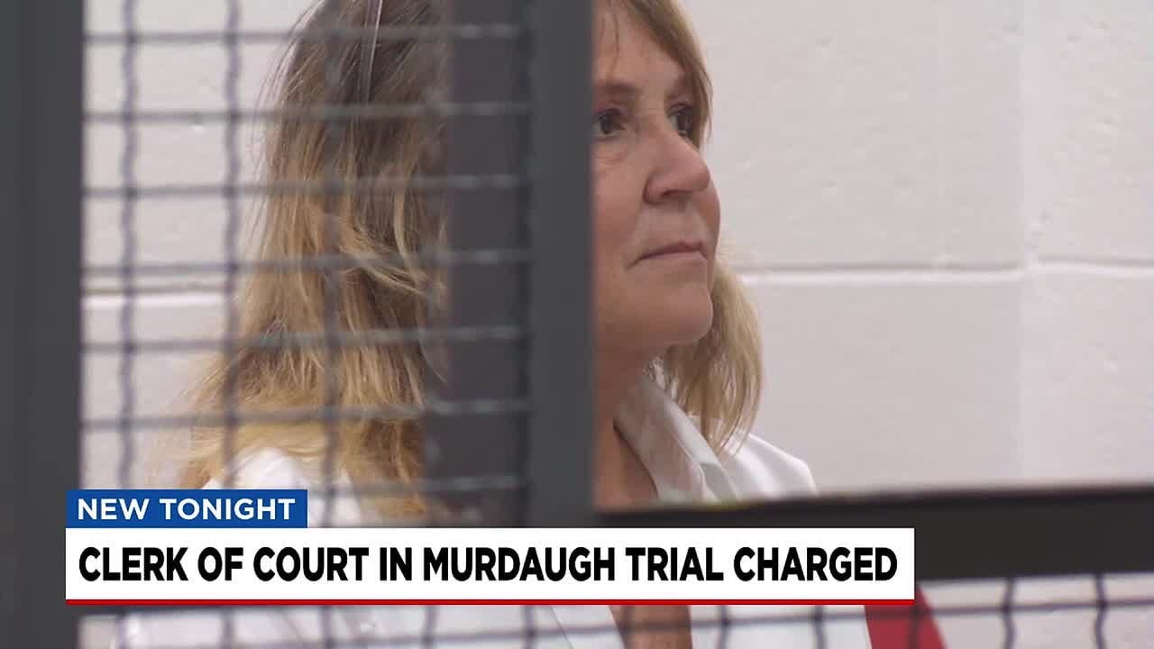 Clerk of court in Murdaugh trial charged