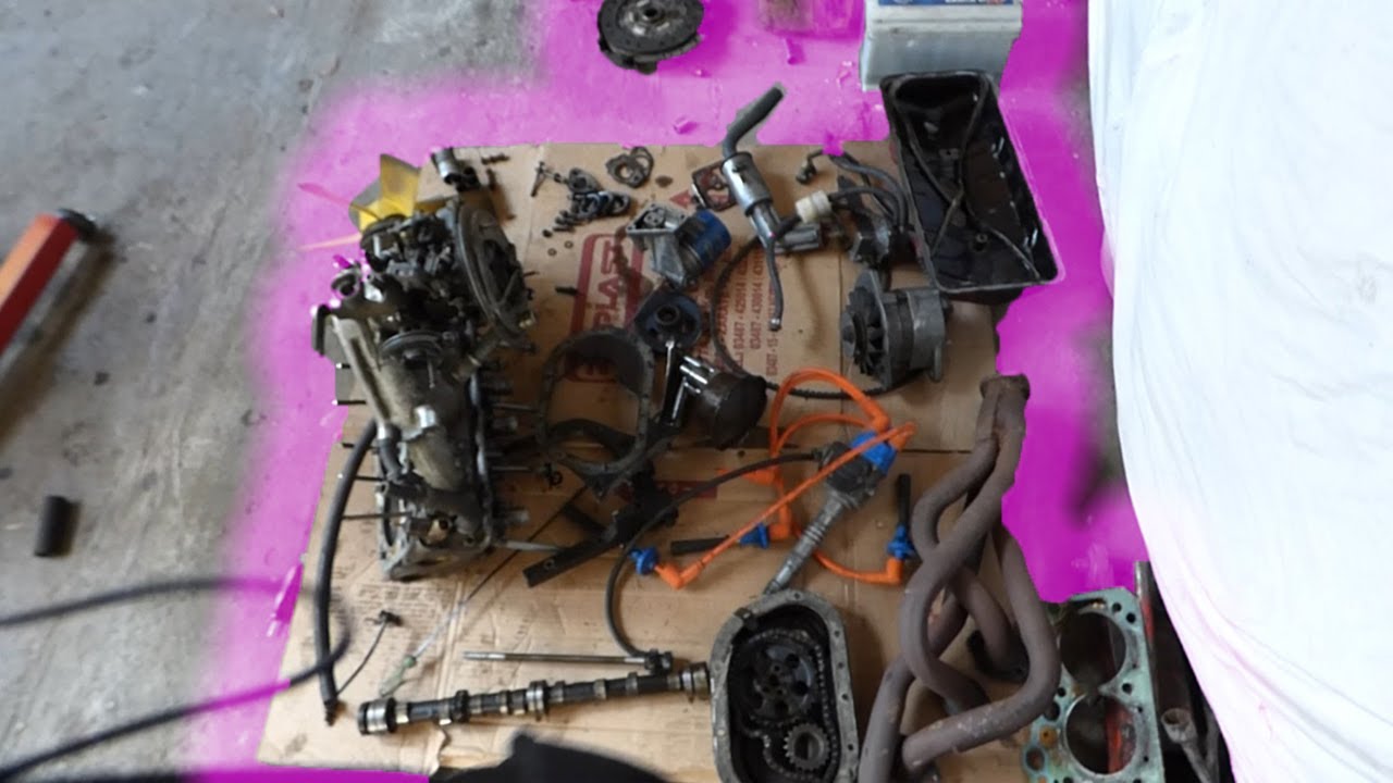 Desarmando el motor del peugeot 504