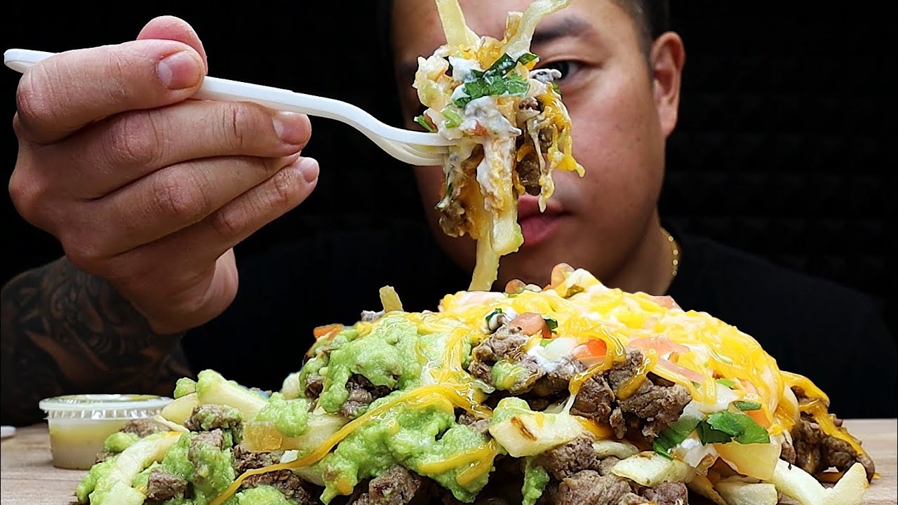 CARNE ASADA FRIES FROM FILIBERTOS ASMR EATING
