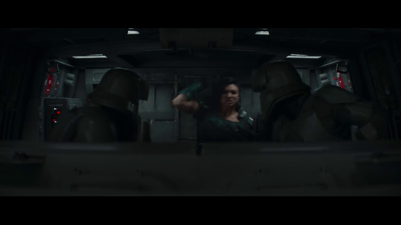 The Mandalorian - Cara Dune vs Juggernaut drivers