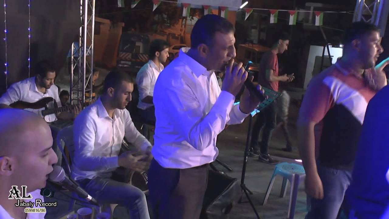 الفنان احمد الكيلاني اما براوة -بتعاتبني حفلة تامر احمد 2015HD (تسجيلات الجبالي)
