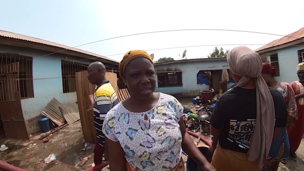 Fire gutted a house at Shishegu😭😭😭😭 video by Breezy multimedia 🎥🎥