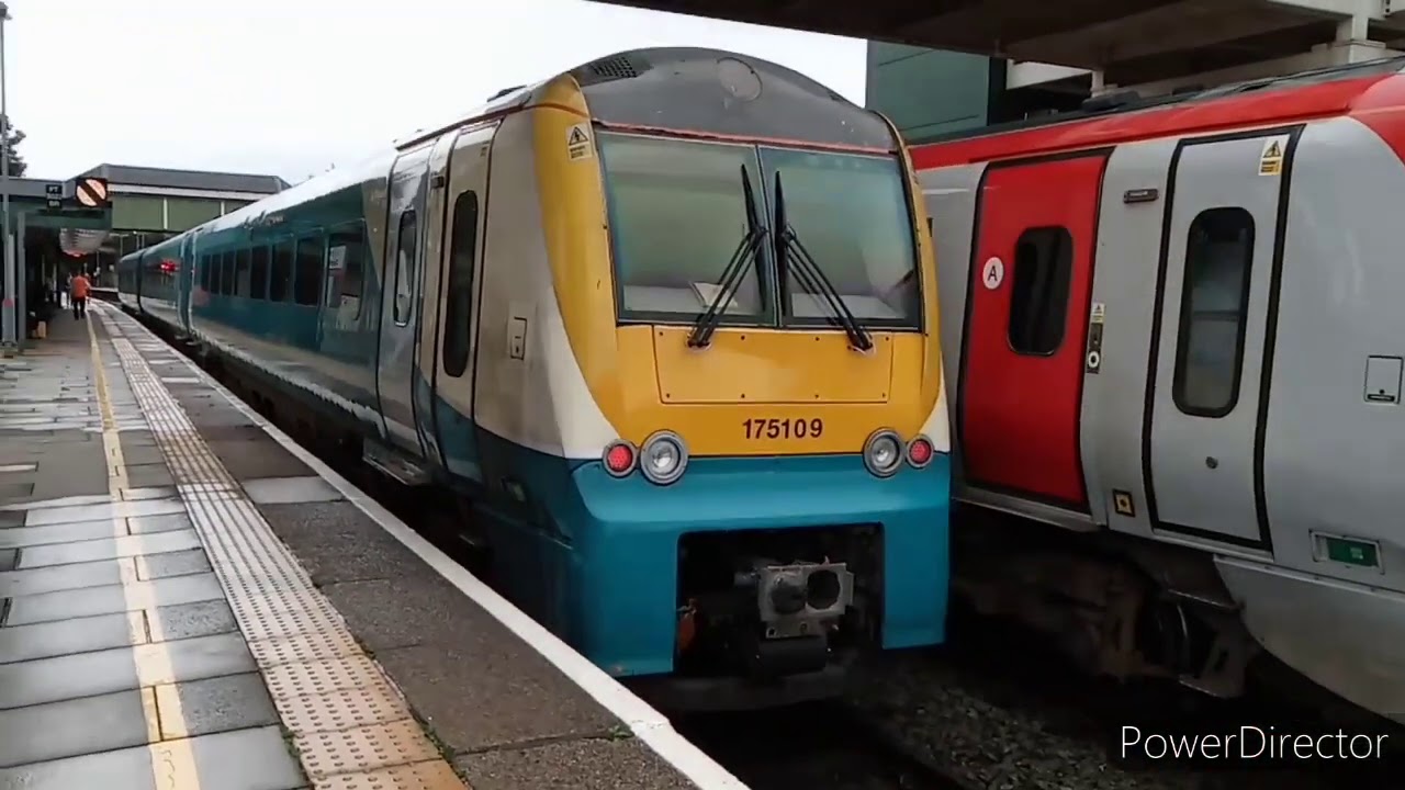 Trains at Bridgend 28/08/2020